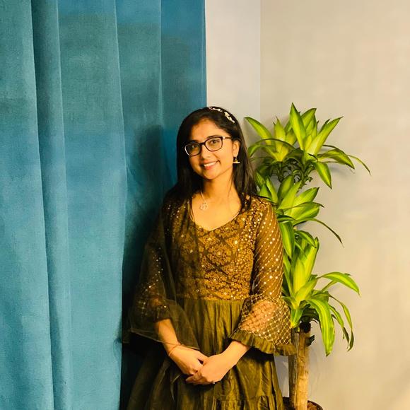 Meet your Posher, Krina - Picture 1 of 1